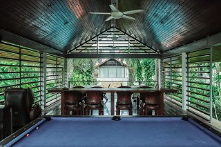 Bar and billiards
